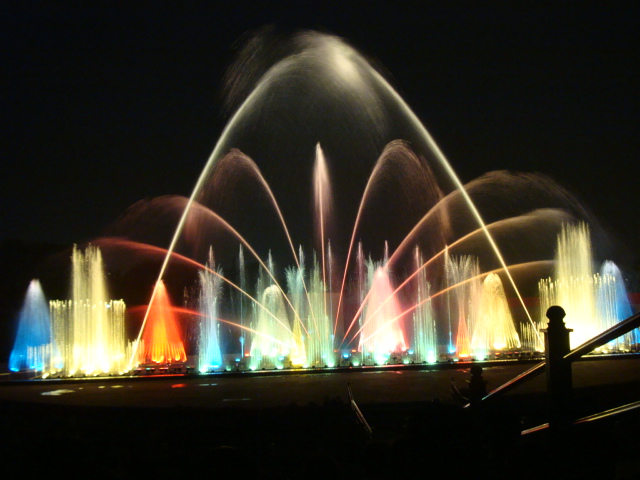 File:Bangalore Water Fountain in Lighting.JPG