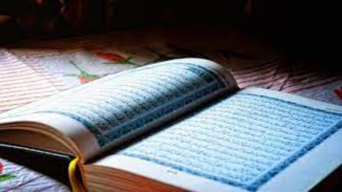 Supreme Court rejects Wasim Rizvi's petition to remove 26 verses from Holy Quran, fined 50 Thousand Supreme Court rejects Wasim Rizvi's petition to remove 26 verses from Holy Quran, fined 50 Thousand